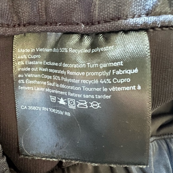 Lululemon Seek Softness Mid Rise Wide Leg Crop size 10 - Picture 5 of 7